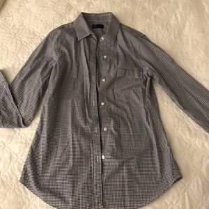 Gap button down
